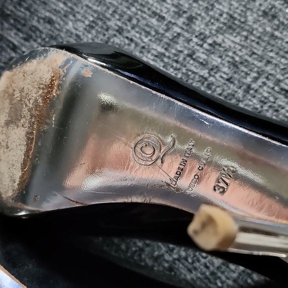 McQ Alexander Mcqueen Heart peep toe platform heels. Black with silver heel - Picture 11 of 16